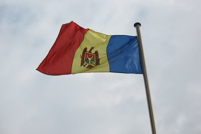 Молдова замыкает список стран с гибридным режимом, опережая лишь Украину.