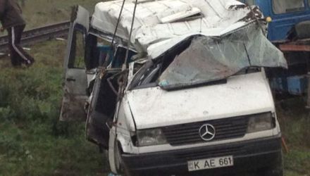 Patru oameni și-au pierdut viața în urma accidentului feroviar de la Mereni.