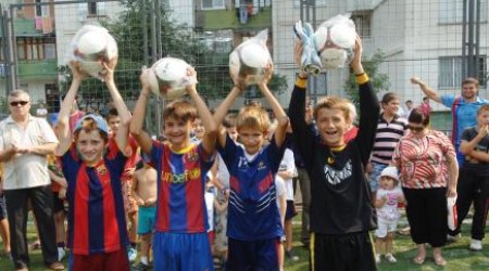 В течение нескольких лет Федерация футбола Молдовы проводит работу по строительству мини-футбольных стадионов.