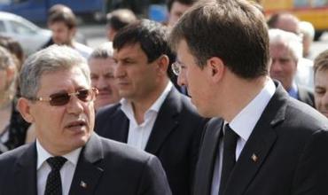Члены совета по реформированию Либеральной партии давят на Гимпу, чтобы тот проголосовал за кандидатуру Влада Филата.