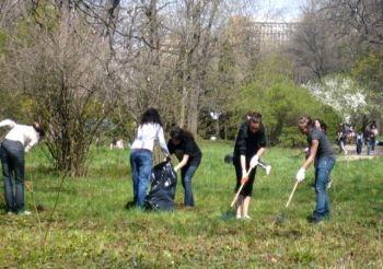 Campania de salubrizare de primăvară va dura până la sfârşitul lunii 