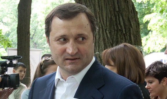 Экс-премьер Владимир Филат считает Либерально-демократическую партию самой важной частью коалиции, но не хочет нести ответственность за ситуацию в стране.