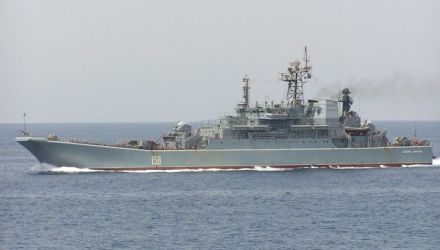 El i-a cerut ministrului de Externe, Iurie Leancă, să vină de urgență cu propuneri de modificare a procedurii de înregistrare a navelor 