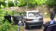  O grupare criminală, formată din şase persoane, a fost reţinută în flagrant de angajaţii Inspectoratului Naţional de Investigaţie.