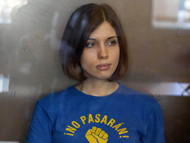 Участница Pussy Riot Толоконникова получила шанс освободиться досрочно.