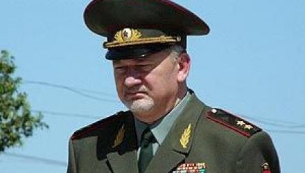 Antiufeev este acuzat că a încălcat Legea cu privire la reglementarea si controlul valutar, dar nu se precizează despre ce încălcări anume este vorba.