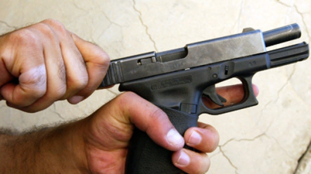 Pentru fapta lui, criminalul riscă până la 20 de ani de detenţie sau chiar închisoare pe viaţă. 