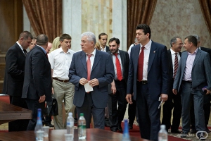 Renunțarea la boicot a fost soluțialui  pentr a-și salva tot ce a mai rămas din PCRM””, a declarat Mihăeș.