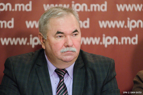 Министр подчеркнул, что Молдова нуждается в опыте Румынии, где армия находится на первом месте в рейтинге доверия населения.