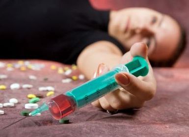 În Moldova sunt peste 150 de mii de consumatori de droguri, care asigură traficanţilor un venit zilnic de 650 de mii de euro.
