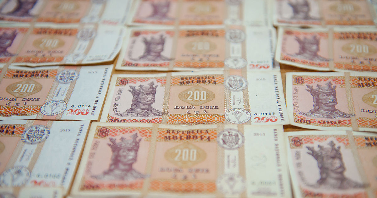 Cea mai folosită bancnotă în R. Moldova este cea de 200 de lei.