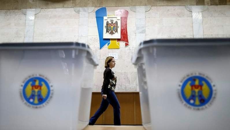 Usatîi și Năstase consideră că acum nu este momentul pentru modificarea sistemului electoral.