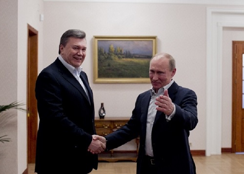Путин пошутил по поводу информации о тайном разговоре украинского лидера Виктора Януковича с президентом Литвы Далей Грибаускайте о приостановлении ассоциации с Евросоюзом.