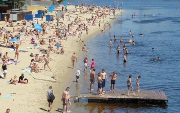 Лишь половина пляжей Украины пригодна для купания.