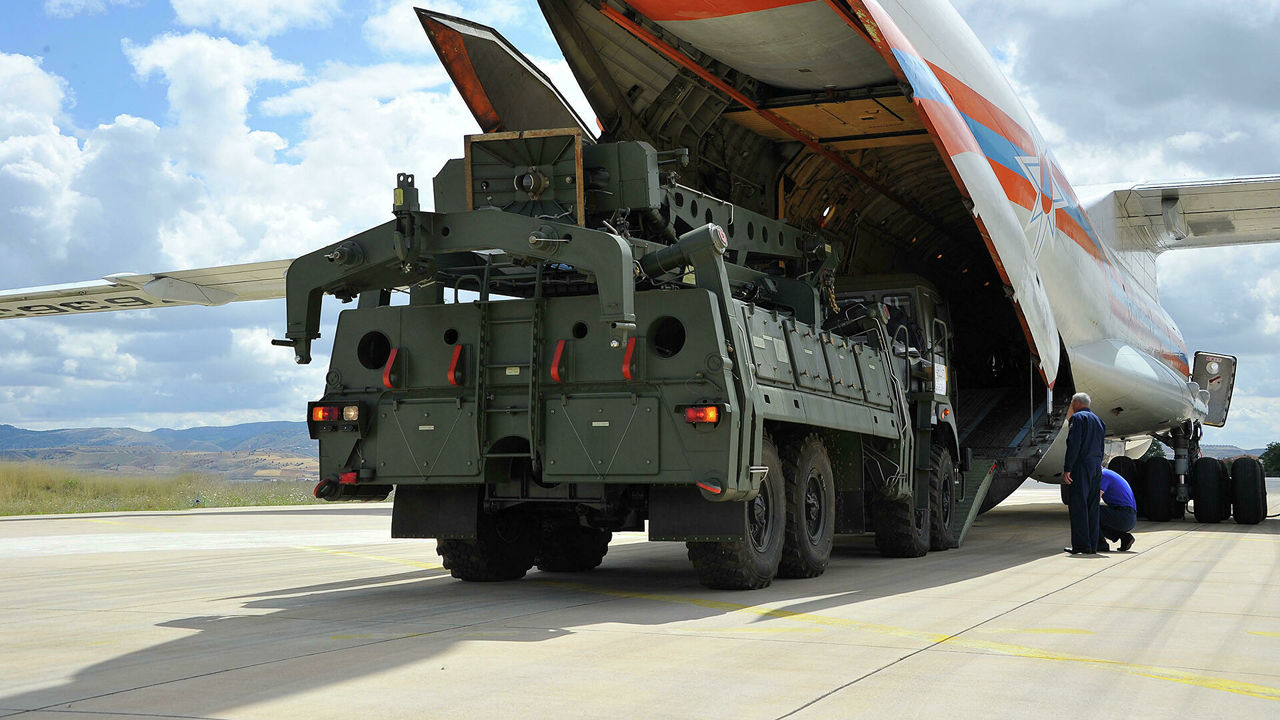США надеются, что Турция передумает вводить в строй российские С-400.