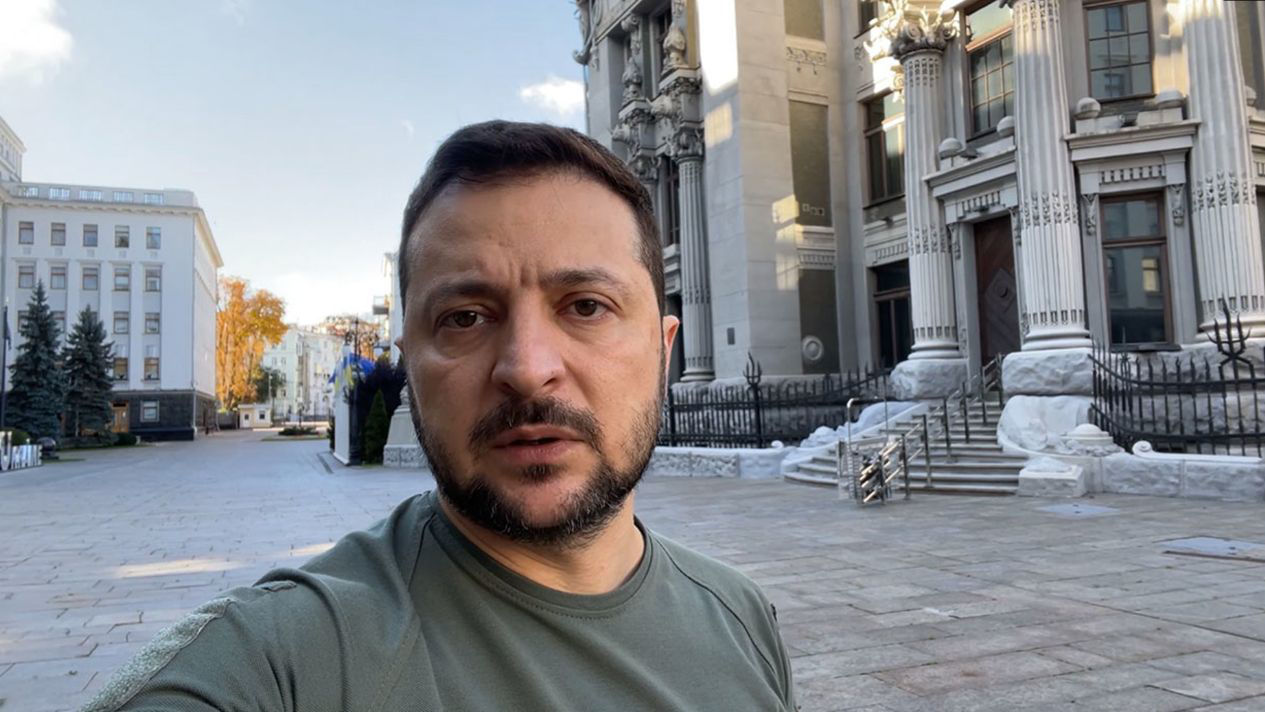 Зеленский: "Настанет день, когда Украина будет сбивать 100% вражеских ракет и дронов".