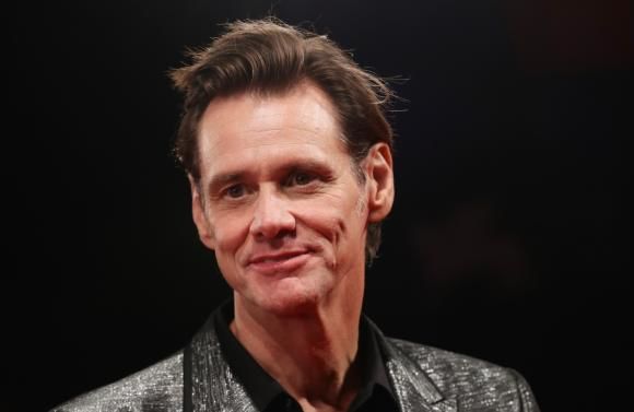 Jim Carrey a scăpat de acuzaţia de implicare în moartea fostei iubite