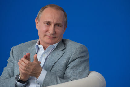 Слежка за Путиным началась еще в начале 1990-х, когда он был заместителем мэра Санкт-Петербурга.