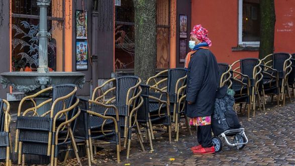 В Нидерландах работодатели призывают власти отменить локдаун.