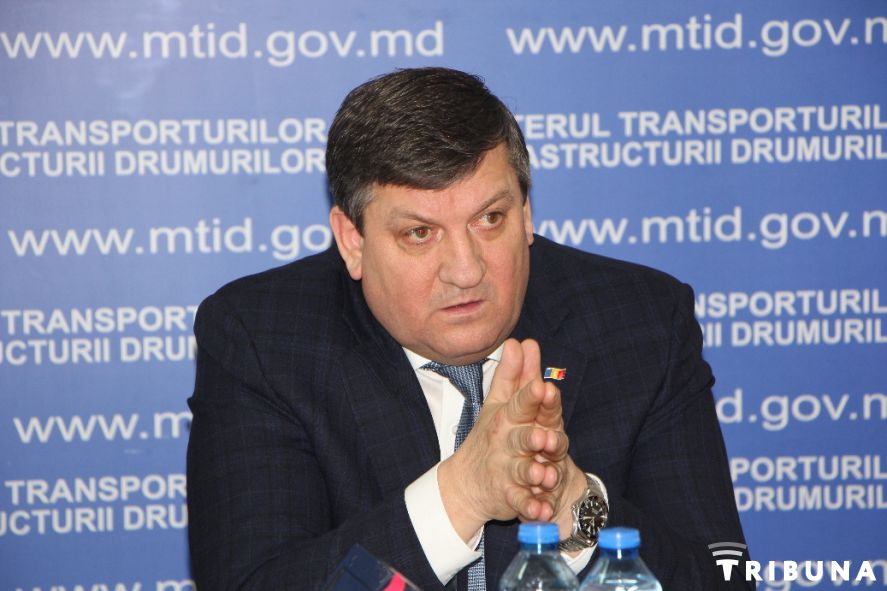 Министр транспорта и дорожной инфраструктуры Юрие Киринчук.