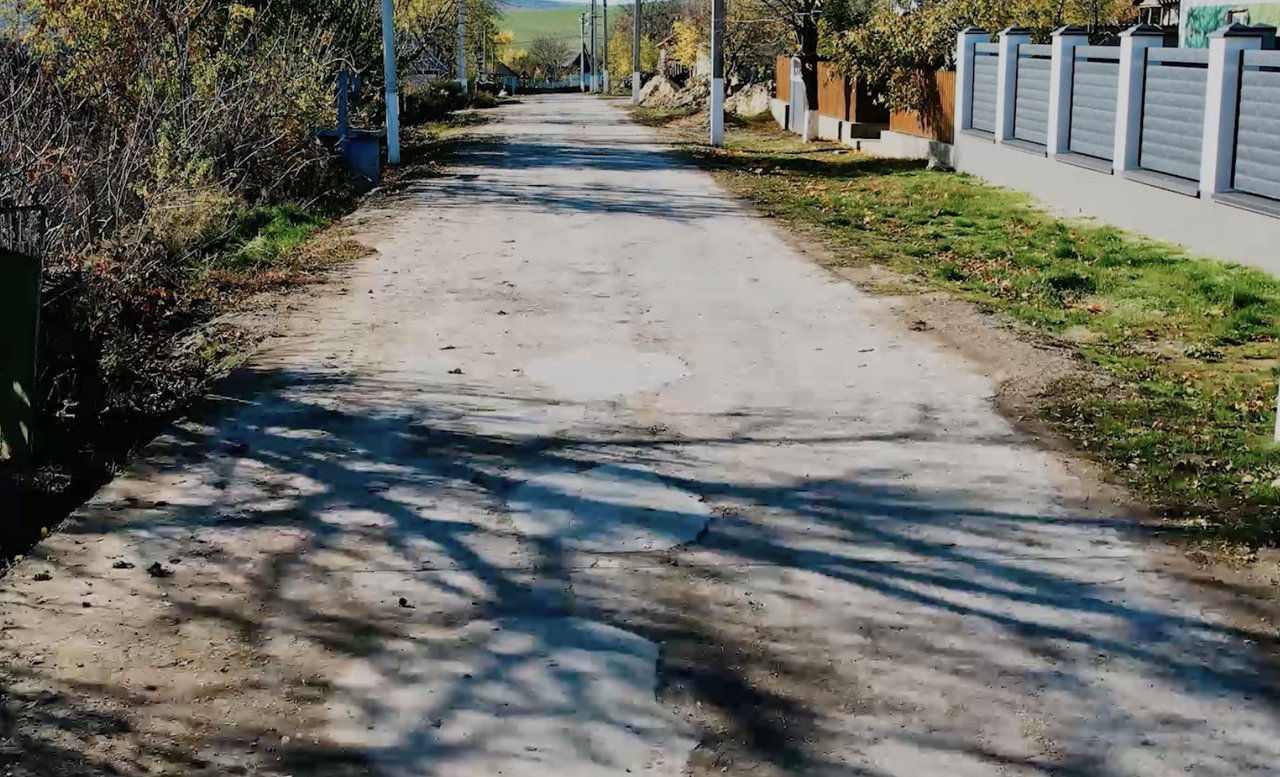 Drumuri cu garanție de cinci ani, stricate la mai puțin de un an după reparație la Rezina.