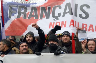 Французы вышли на "День гнева". Фото: AFP