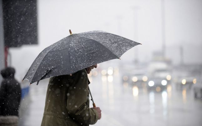 Avertismentul meteorologilor: Urmează lapoviță, ninsori și troiene. Foto: Kfetele