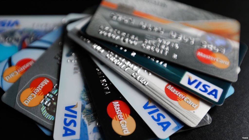 В Европе захотели отказаться от Visa и MasterCard.