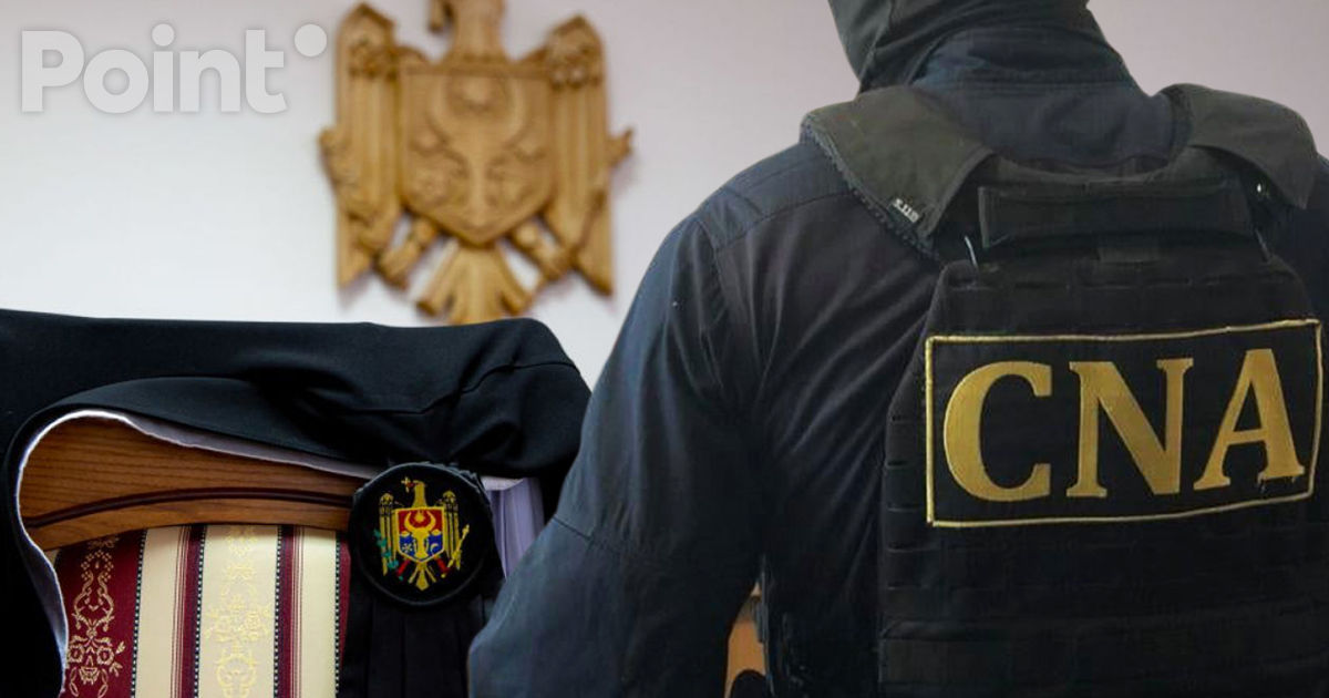 Cei patru judecători, cercetați de CNA pentru corupere pasivă și trafic de influență, suspendați din funcție.