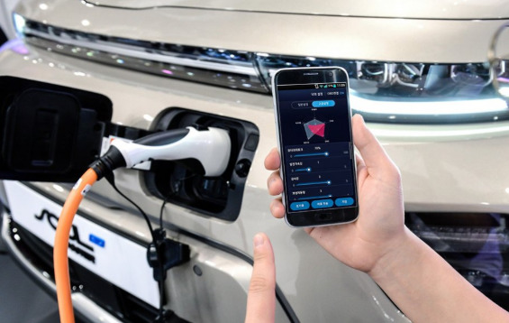 Электрокары Hyundai можно будет настроить при помощи смартфона.