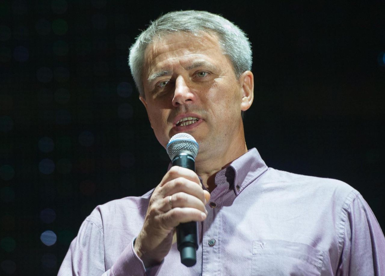 Candidatul Partidului Nostru (PN) pentru funcţia de preşedinte al Republicii Moldova este jurnalistul Dmitri Ciubaşenco.