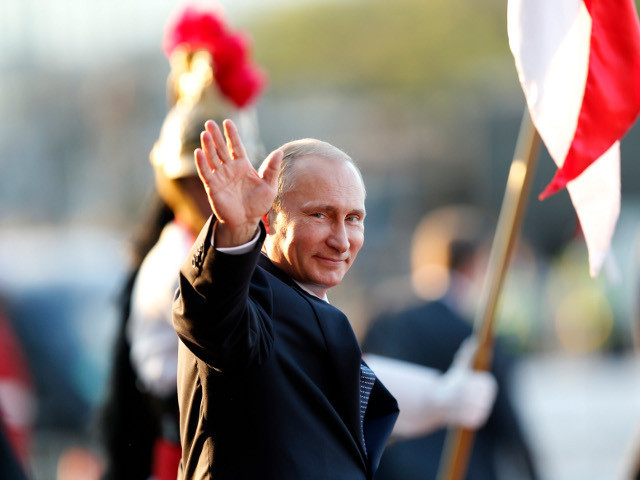 Путин опроверг сообщения о размещении российского радара на Кубе.