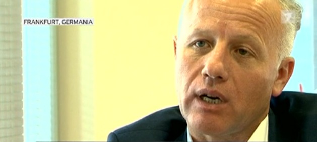 Victor Țopa într-un interviu care a fost difuzat joi seara la Jurnal TV spune că în Republica Moldova partidele pro-europene ar trebui să lucreze împreună cu cel pro-ruse. "