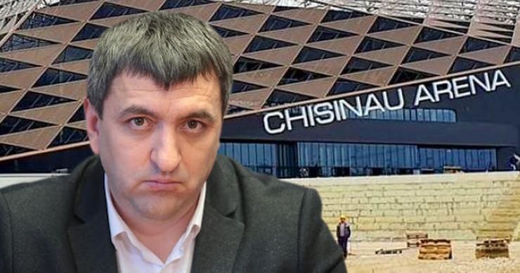 Депутат сравнил Arena Chisinau с постройкой в огороде. Коллаж: Point.md