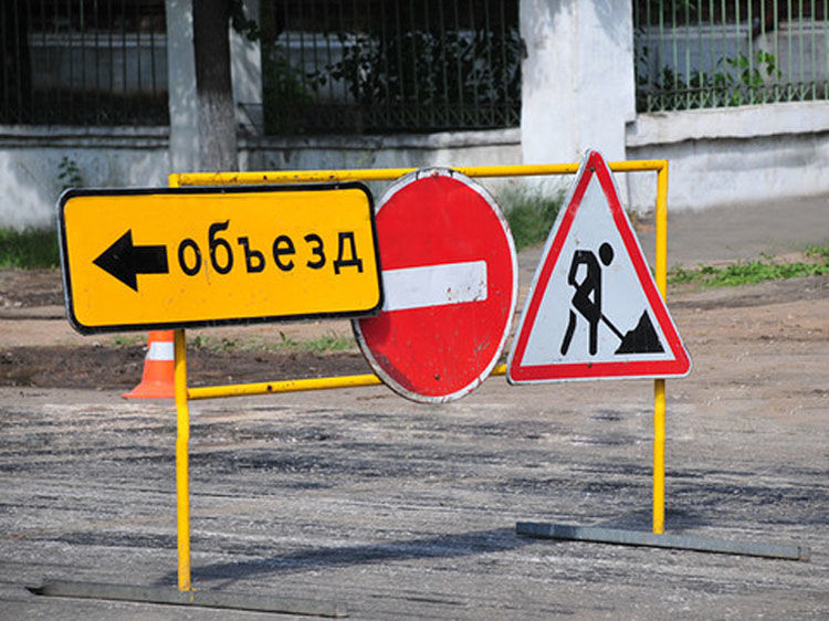 В Кишиневе меняют маршруты общественного транспорта из-за перекрытых улиц.