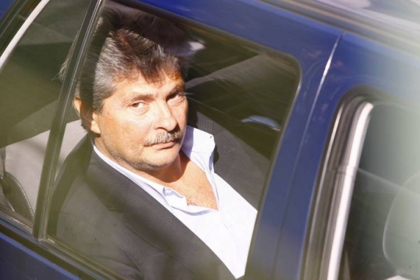 Румынский миллиардер отмыл в 2008-2009 годах, через «Инвестприватбанк» около 1,5 миллиардов румынских леев.