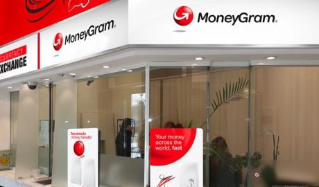 Chinezii cumpără compania americană MoneyGram. Foto: retail360asia.com