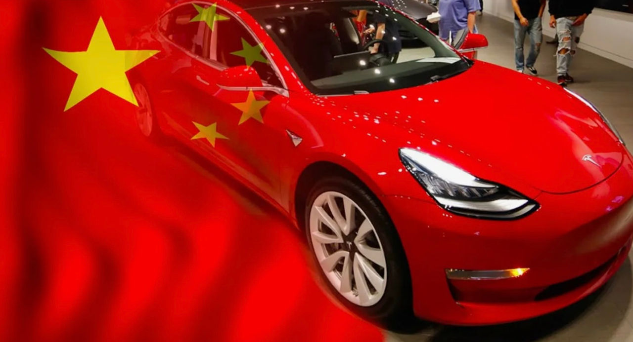 Tesla a încetat să preia comenzi pentru modelele importate din SUA în China.