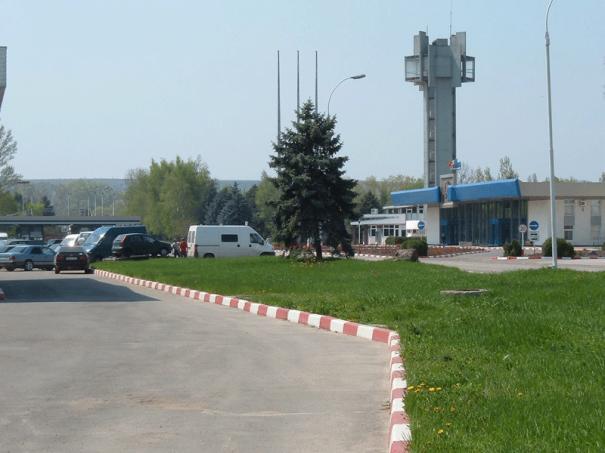 La fel, documentul de călătorie să fie eliberat în decursul ultimilor zece ani.