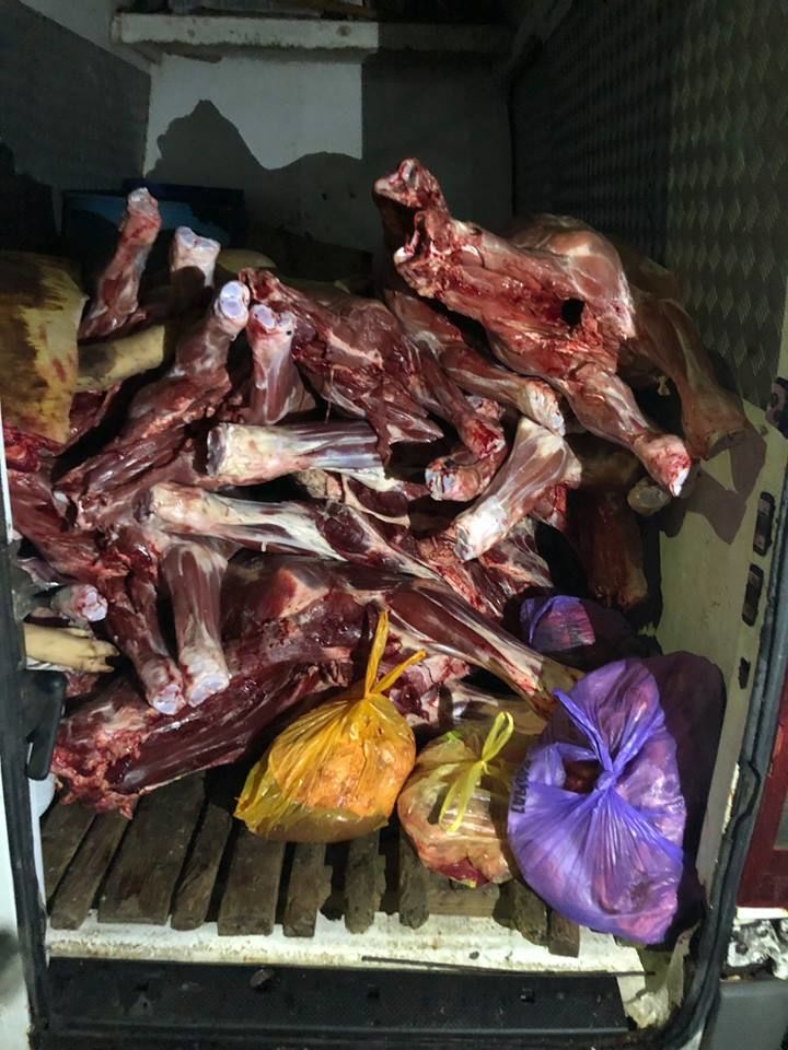 Tone de carne şi peşte fără acte de provenienţă urmau să fie vândute la tarabele din Piaţa Centrală.