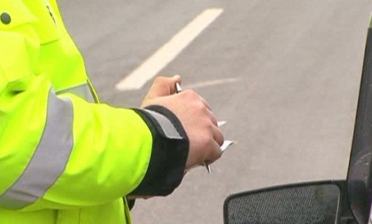 Un poliţist din Soroca a cerut 2.000 de lei de la șoferul unui taxi pentru a nu-i crea impedimente în activitatea sa.