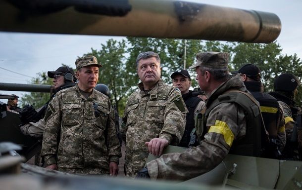 Порошенко заявил, что ООС намного эффективнее АТО.