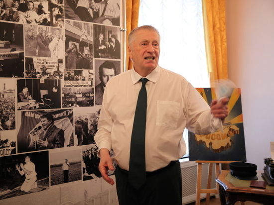 Жириновский пожалел, что противников СССР не расстреливали в 1991 году.