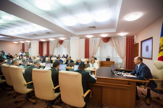 Одобрен закон о правах потребителей при заключении контрактов. Фото: trm.md