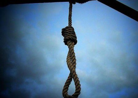 Fata ar fi cumpărat de acolo rechizite și dulciuri. Nu este însă, foarte clar dacă anume acest lucru a împins-o la suicid sau ar mai fi și alte motive, transmite protv.md.