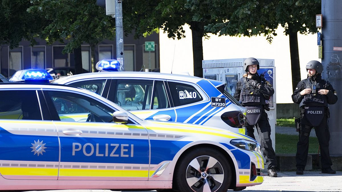 Atacatorul de la München este bine cunoscut de poliția austriacă.