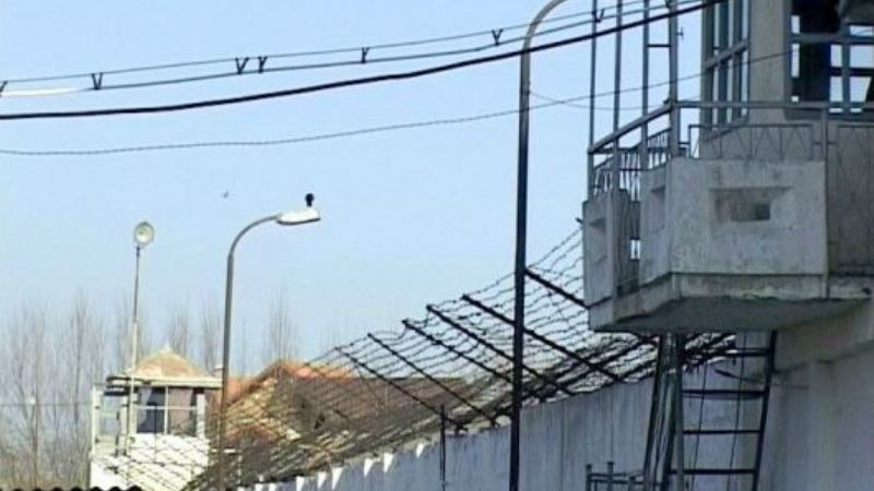 Colet „zburător” la închisoarea din Cahul, filmat cum aterizează