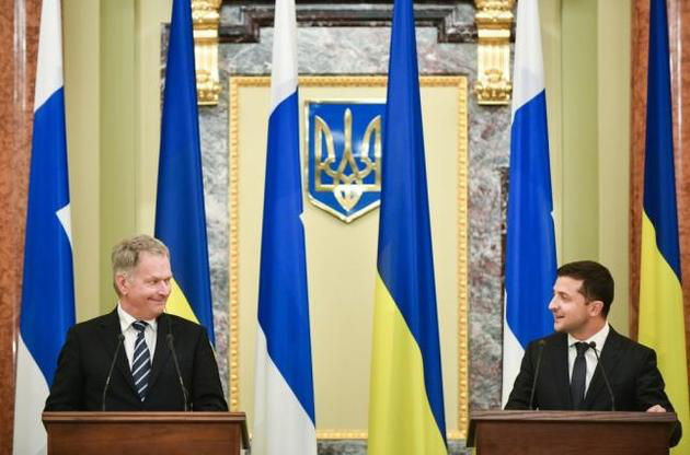Президент Финляндии Саули Ниинистё прибыл в Украину с визитом.