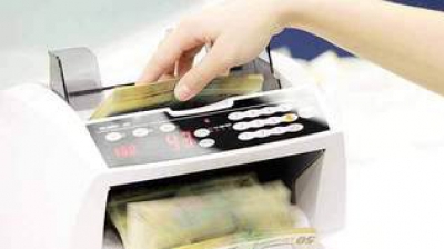 Asta pentru că oamenii vor încerca să facă tranzacţii cu bani cash în alte monede.