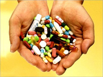 Un lot de medicamente, fără acte de proveniență, în valoare de circa 400 de mii de lei au fost confiscate de vameși la postul vamal Leușeni.